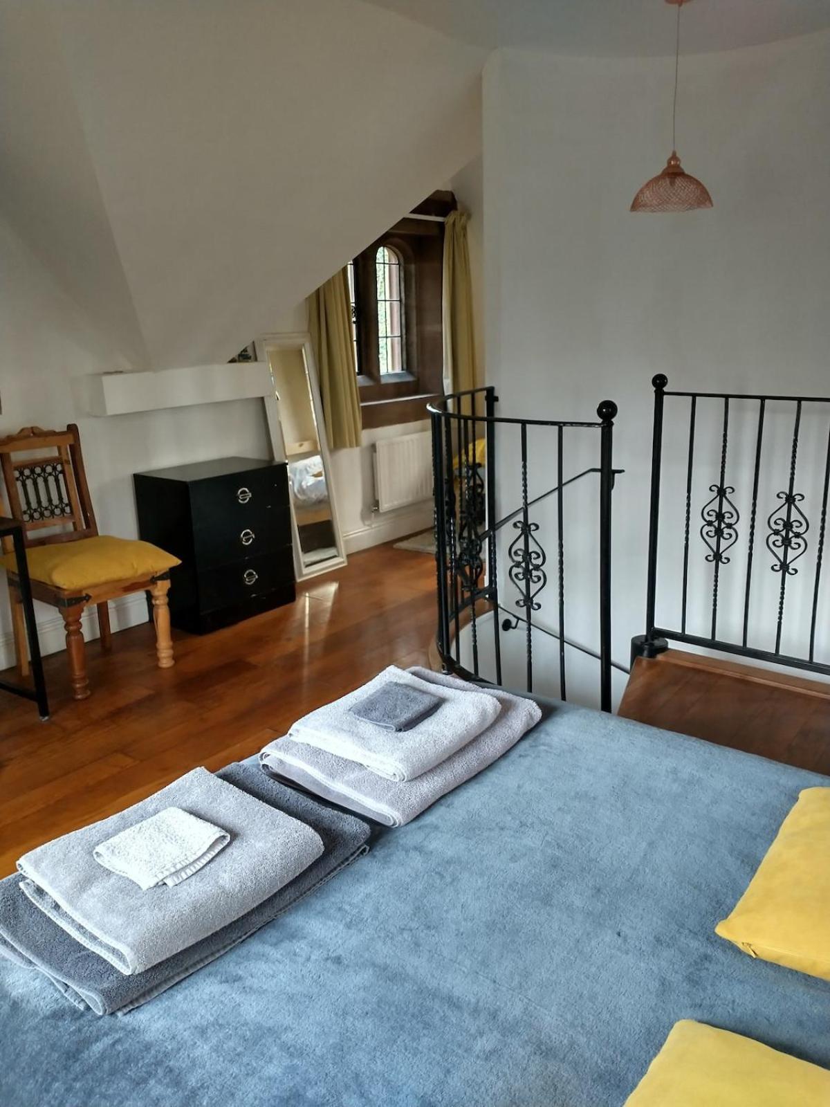 Quirky, Romantic With Garden In Wye Valley * Ross-on-Wye