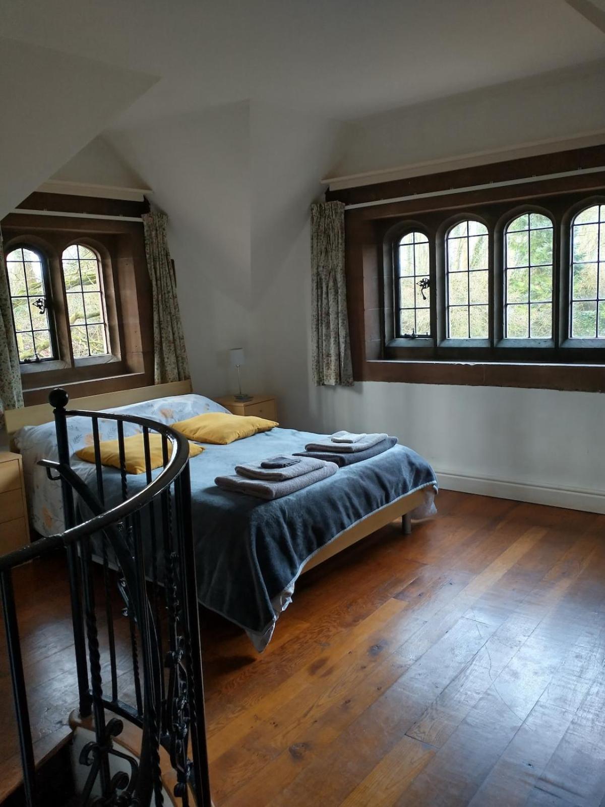 Quirky, Romantic With Garden In Wye Valley